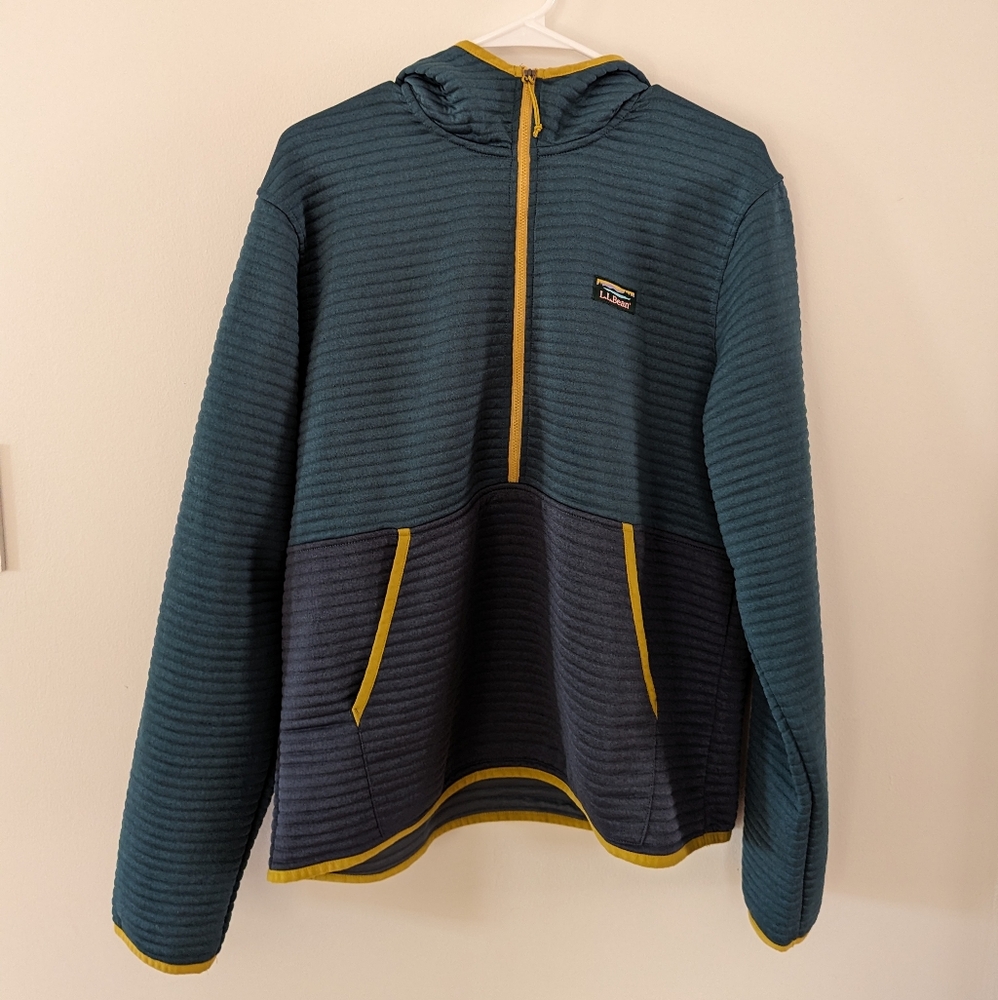 LL Bean Airlight Half-Zip Large Hoodie